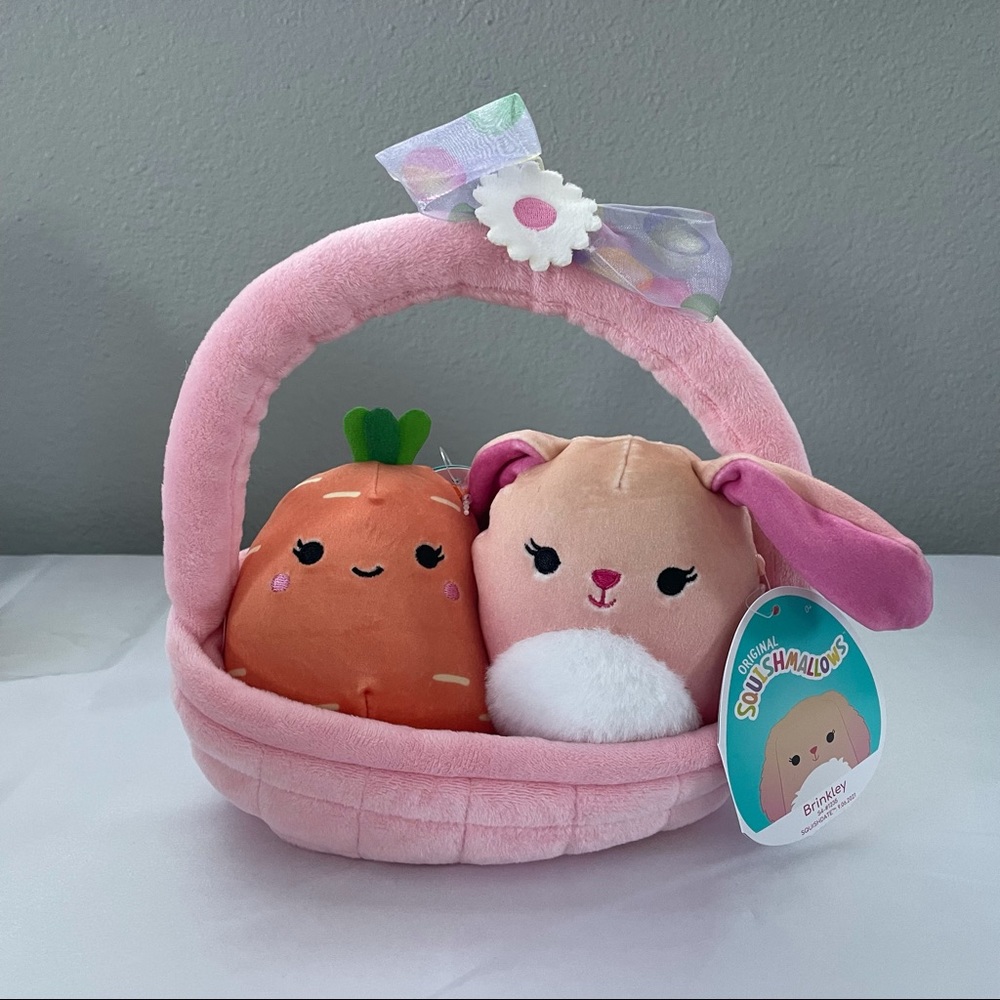 Squishmallow Easter Basket with Caroleena the Carrot & Brinkley the Bunny 🐰🥕